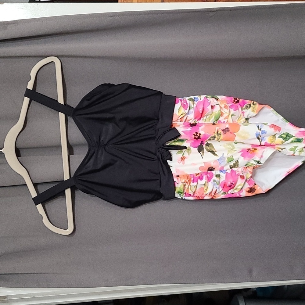 Coral Reef Womens Swimsuit Black/Bright Floral Ruched Adjustable Sz 10 GUC‎ READ